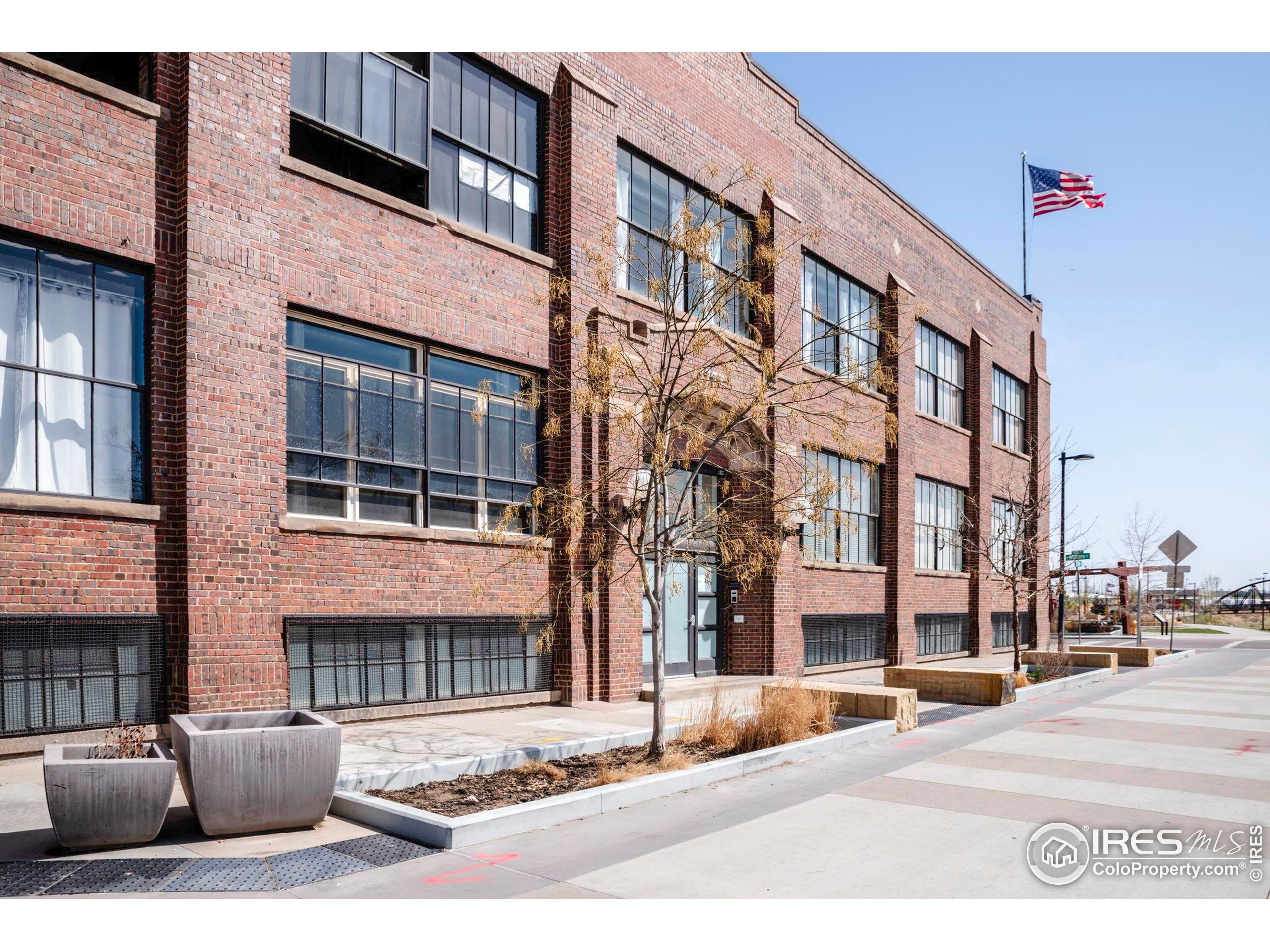 1777 E 39th Ave #209