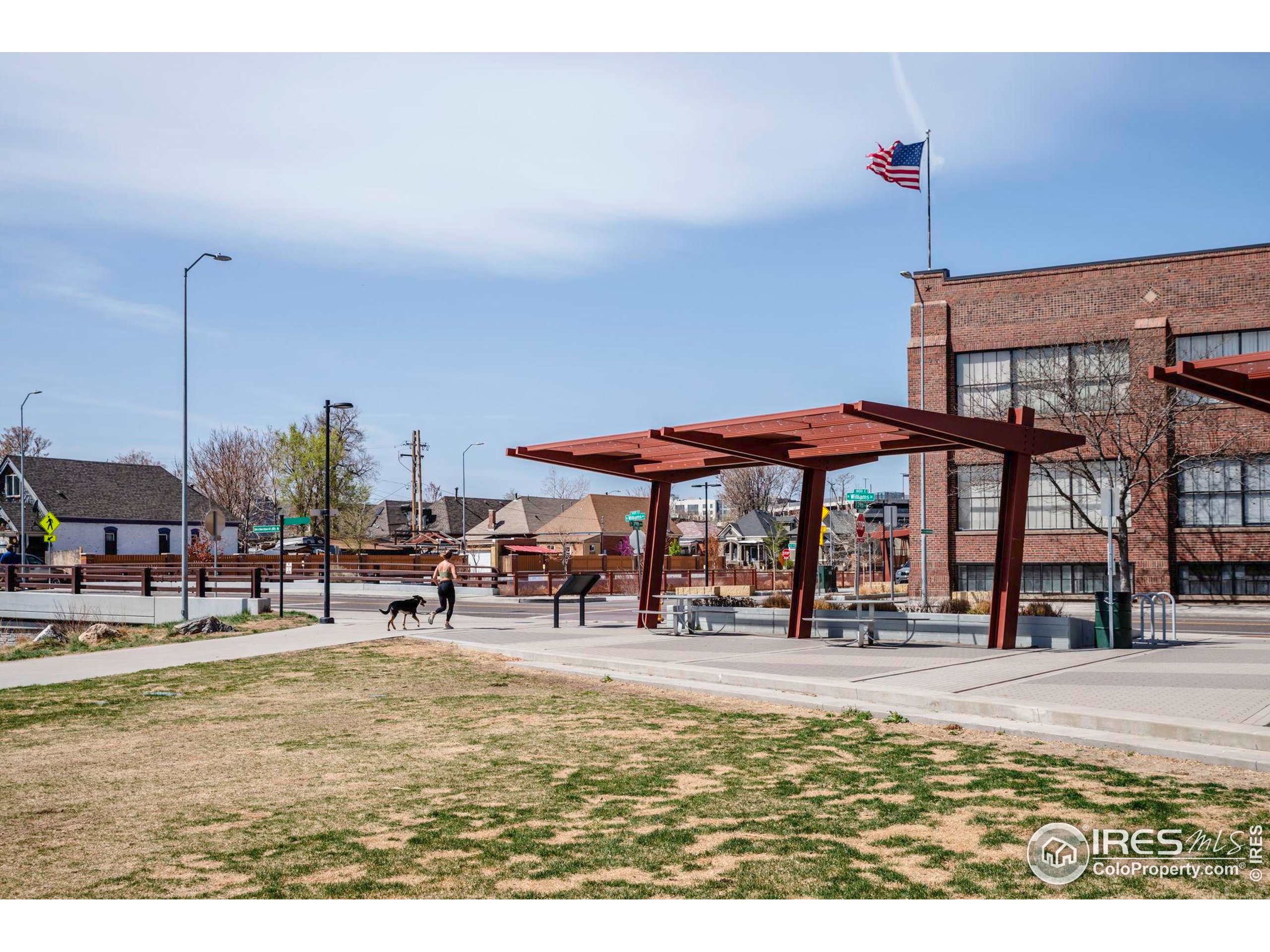 1777 E 39th Ave #209