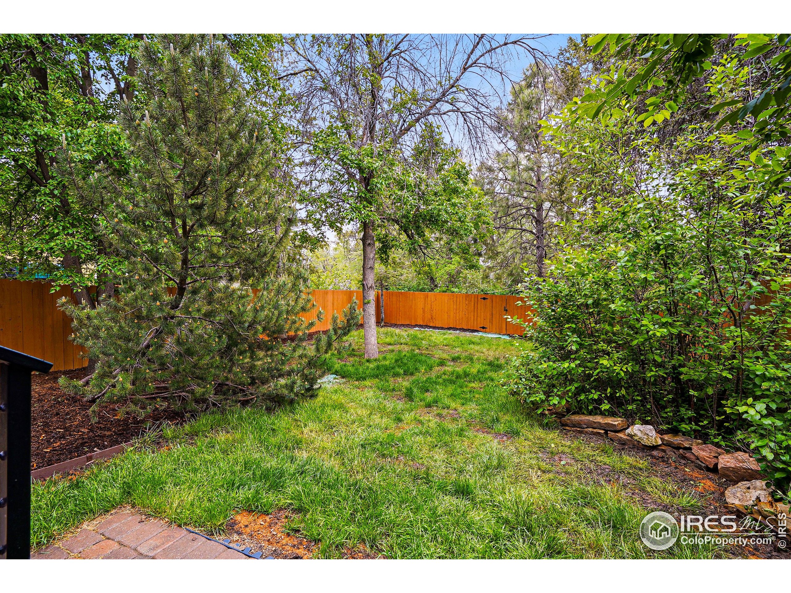 4489 Wellington Rd