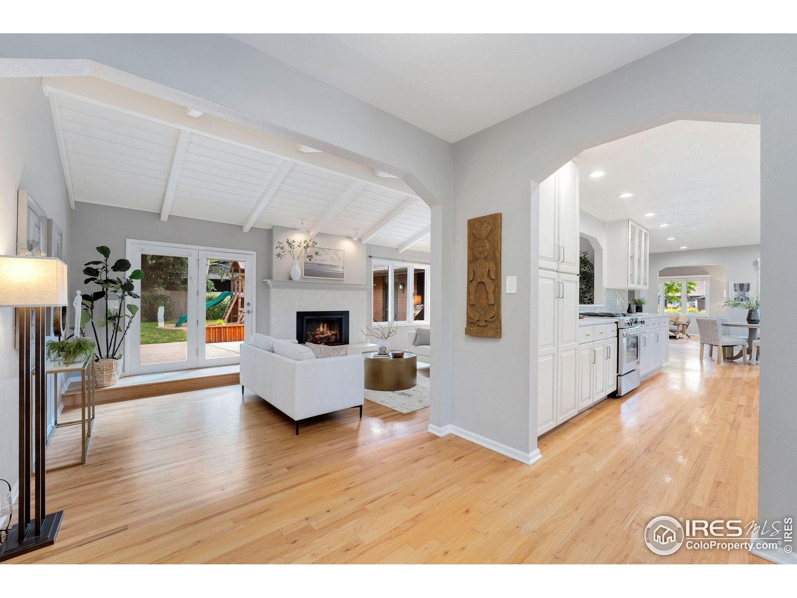 4160 Caddo Pkwy