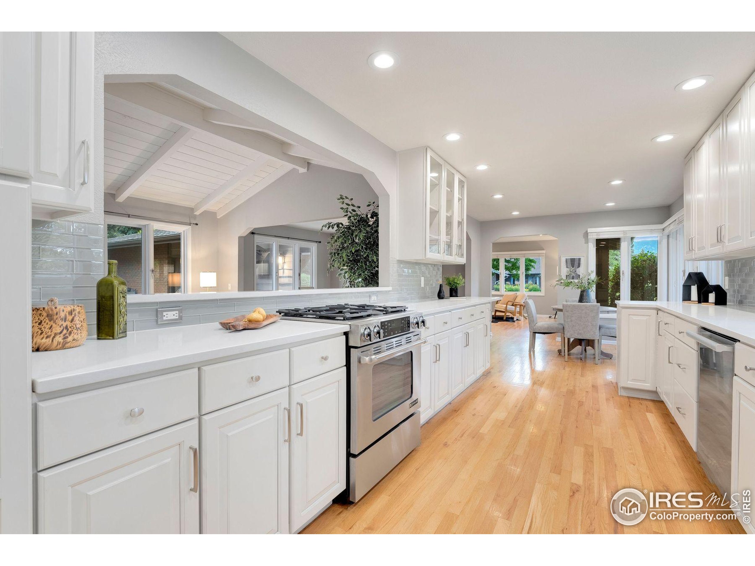 4160 Caddo Pkwy