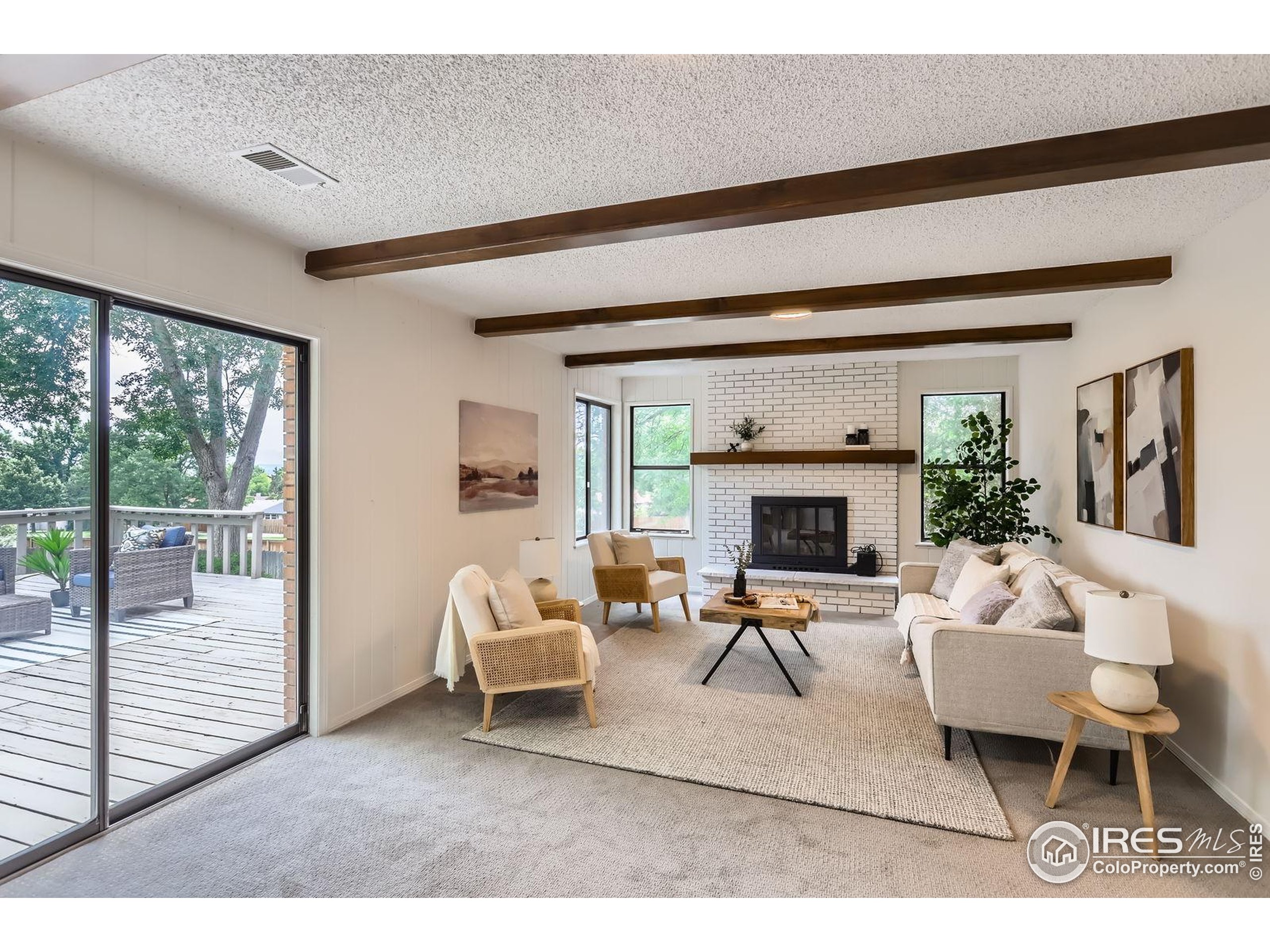 1005 E 5th Ave