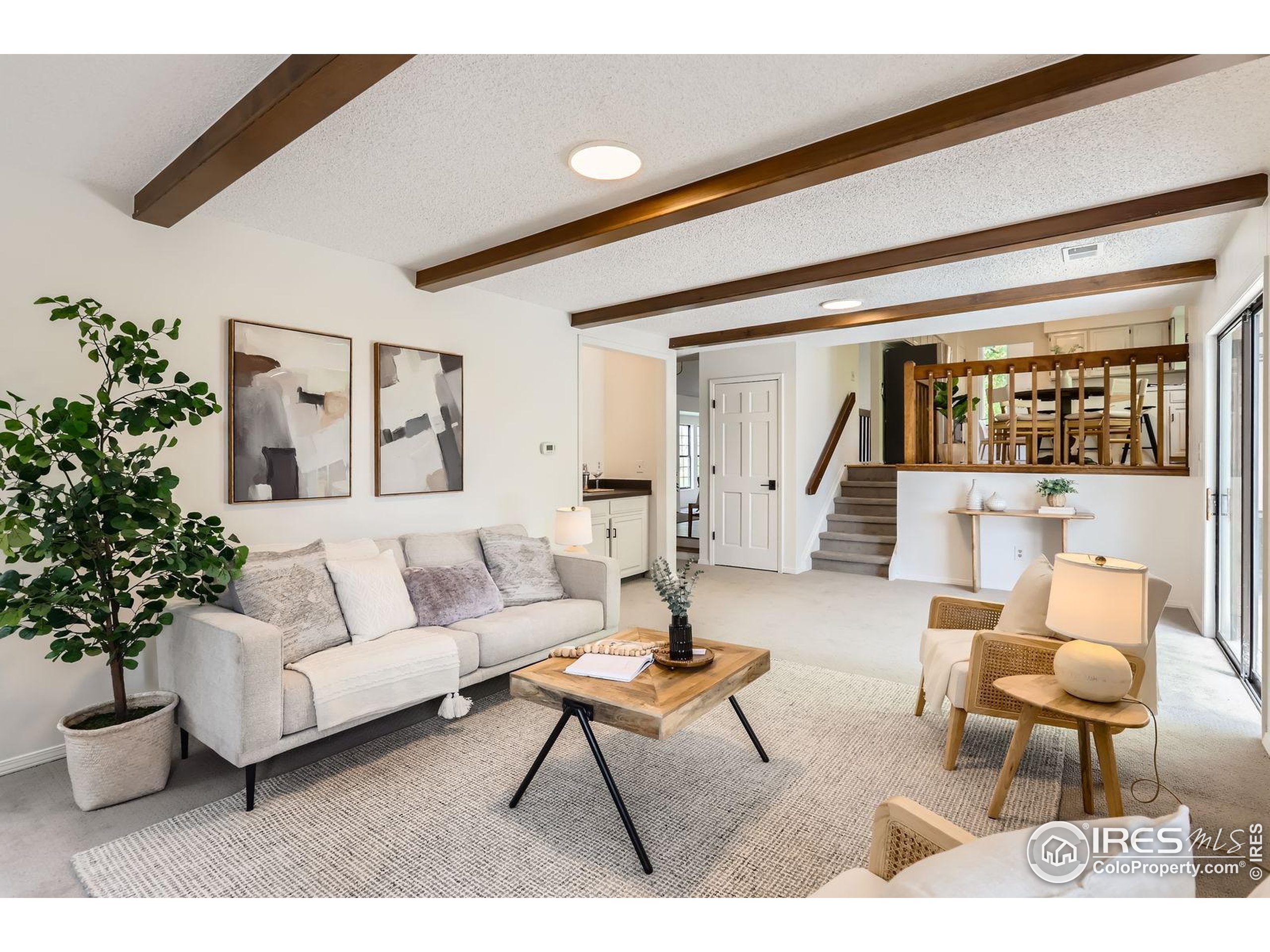 1005 E 5th Ave