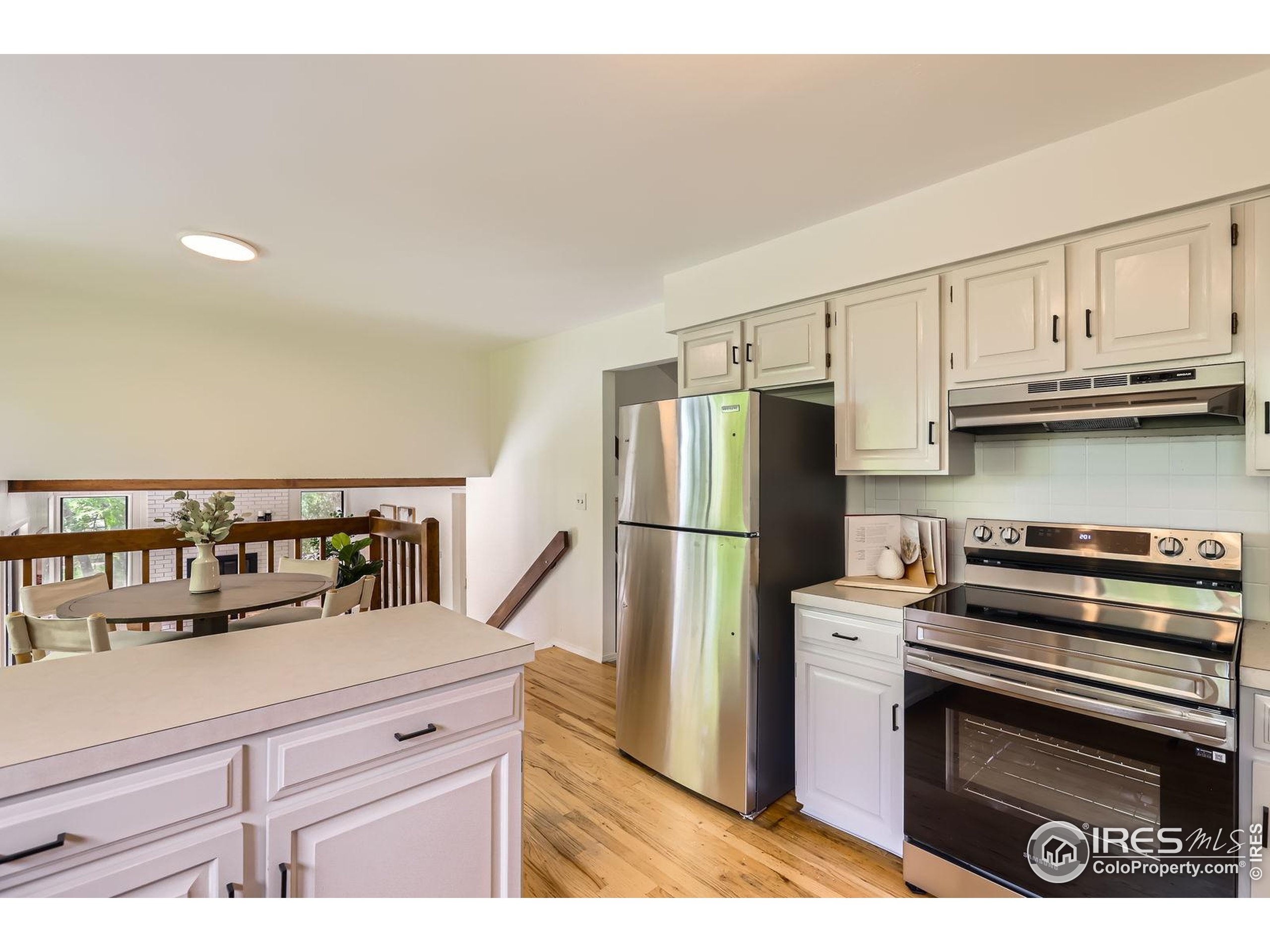 1005 E 5th Ave