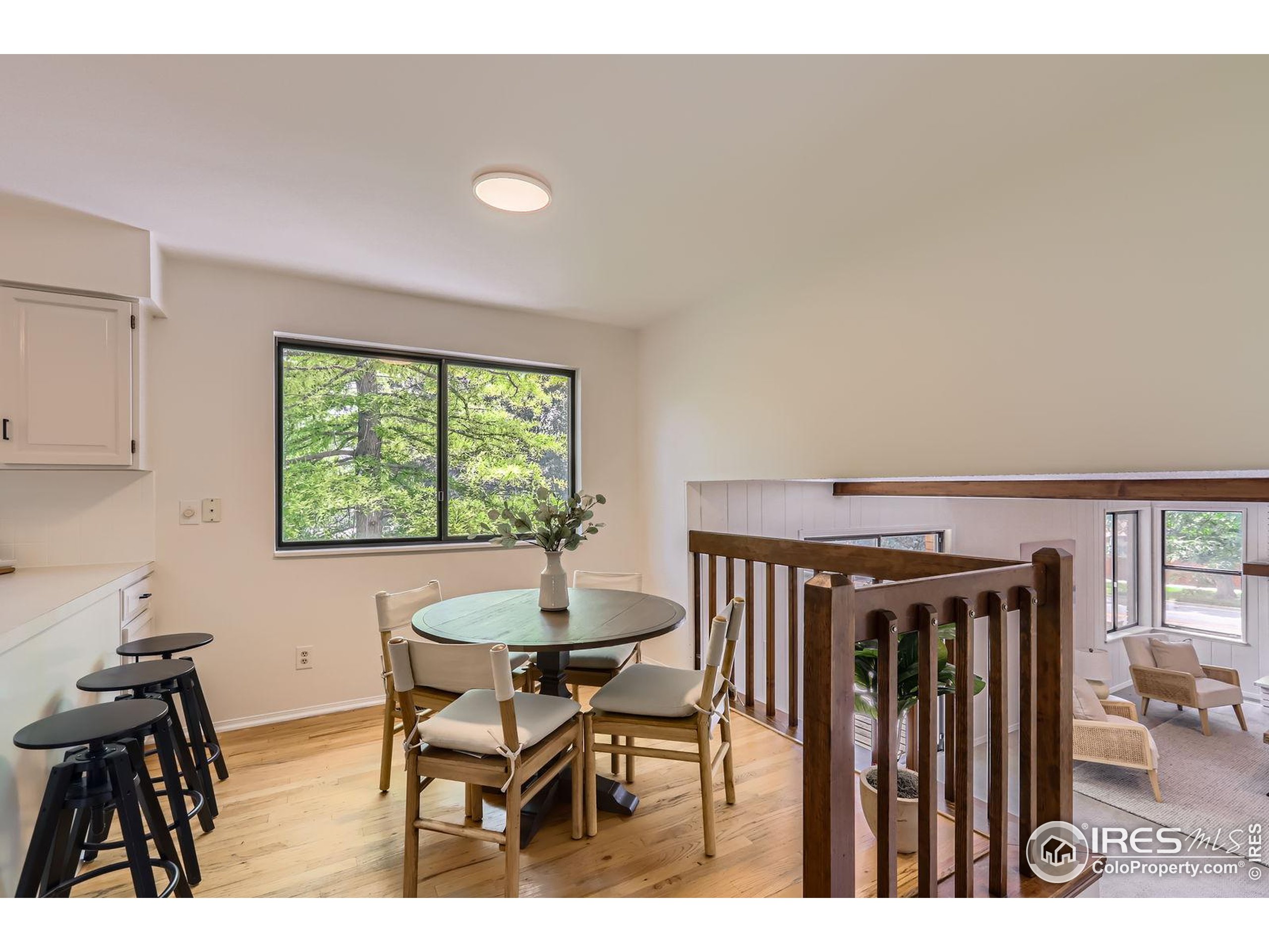 1005 E 5th Ave