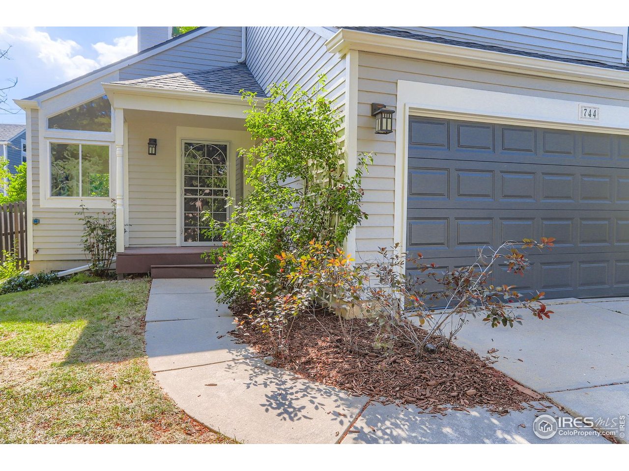 744 Owl Dr
