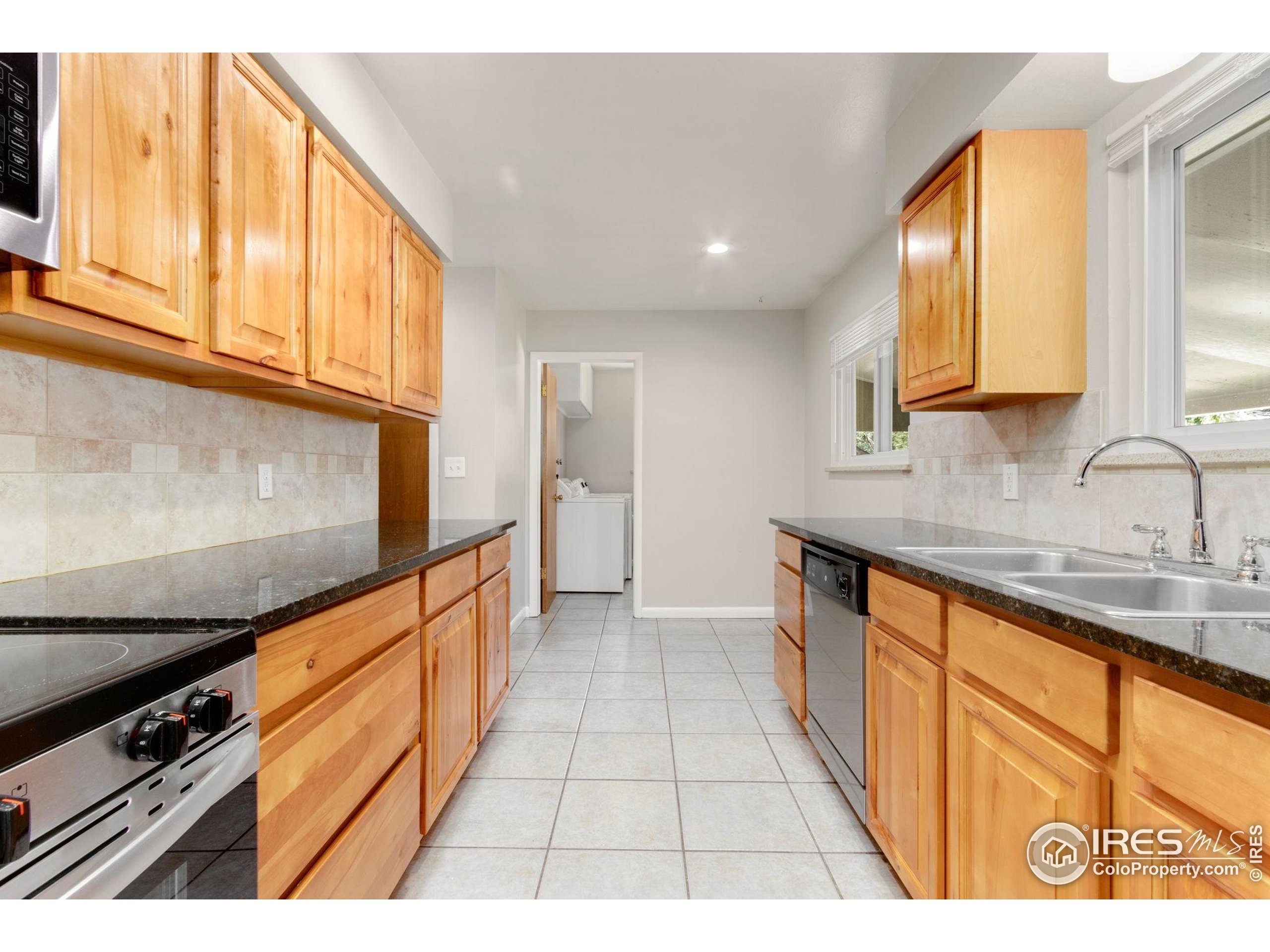 1317 Southridge Dr