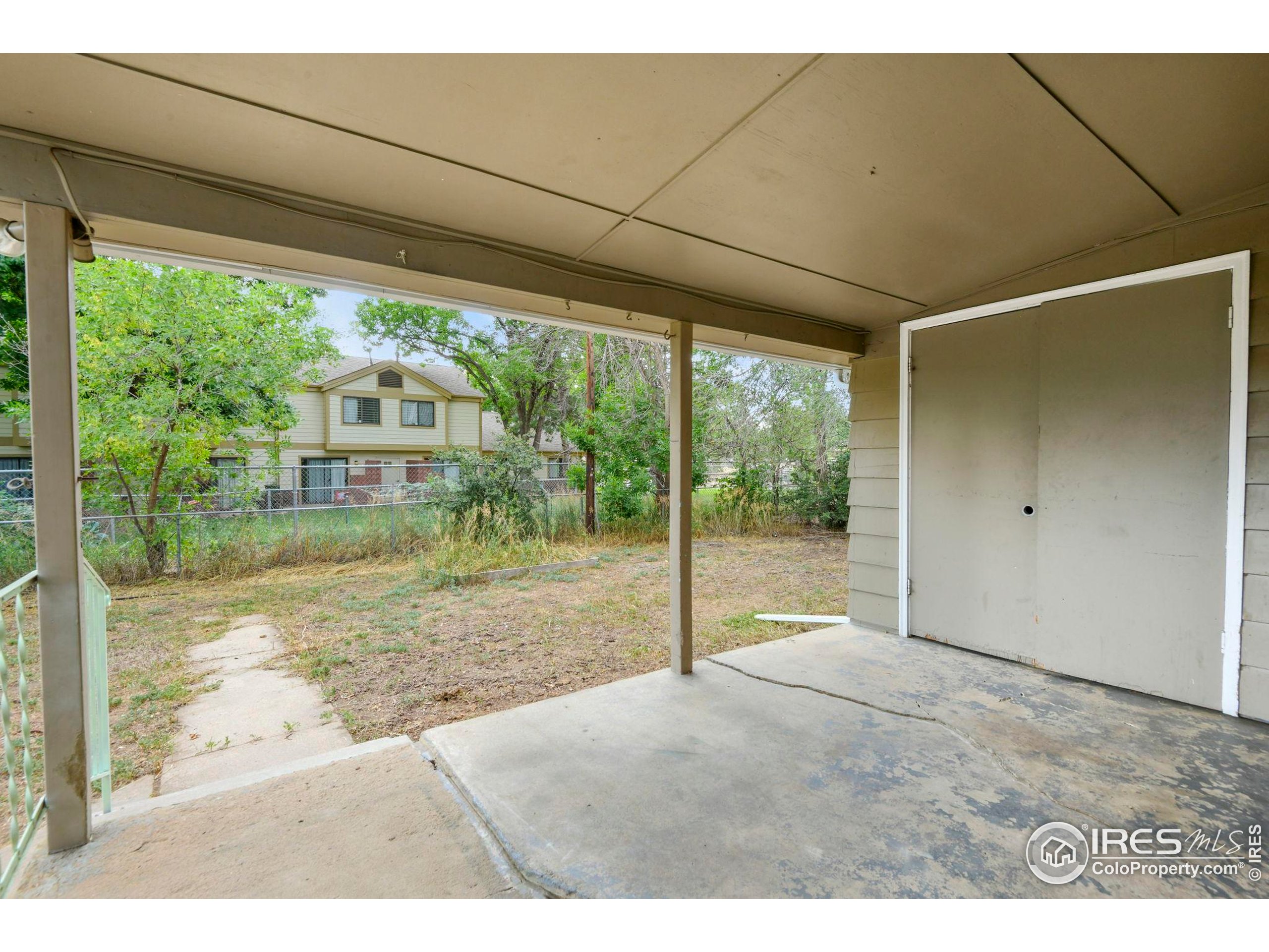 1837 Broadview Pl