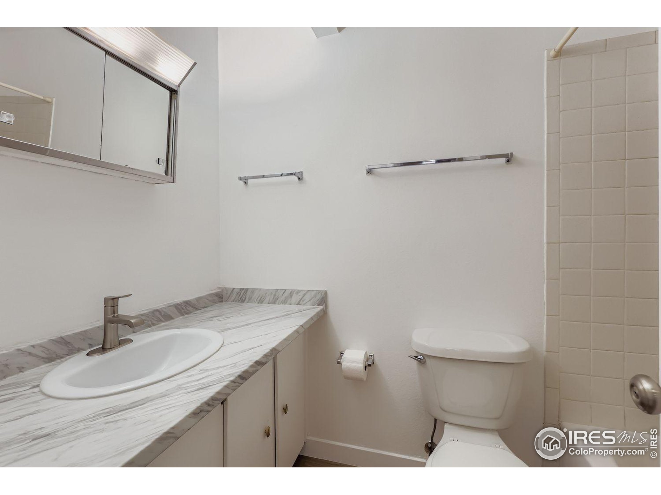 2707 Valmont Rd D-205D