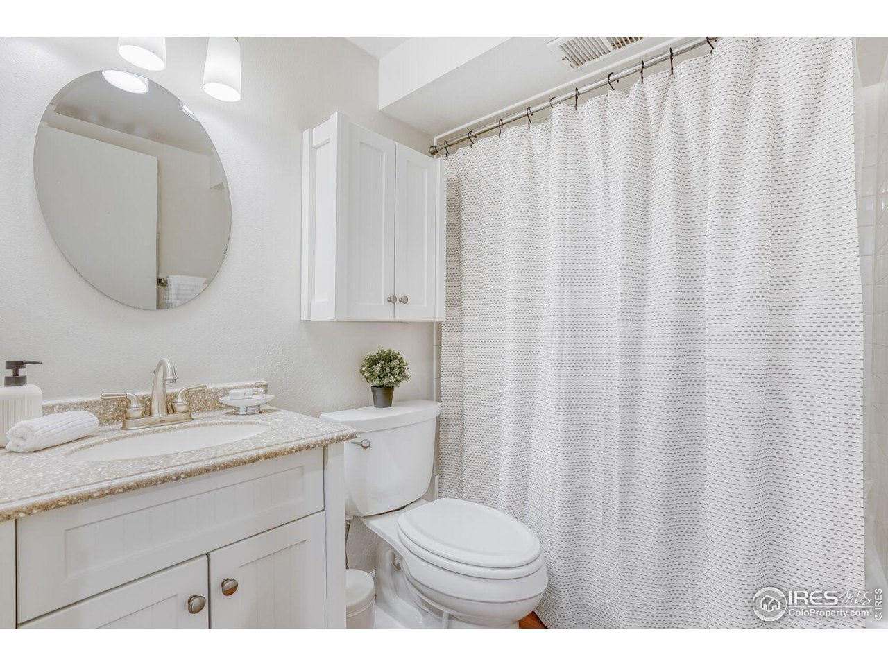 1740 Bear Mountain Dr