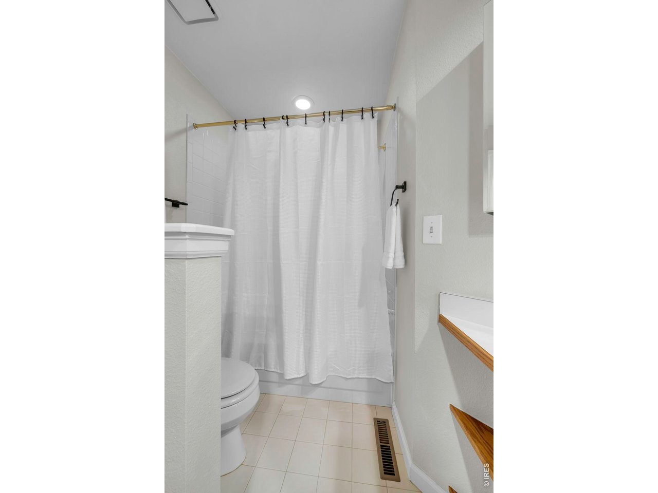 4521 Northfield Ct
