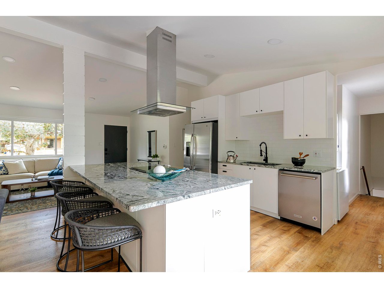 620 S 42nd St
