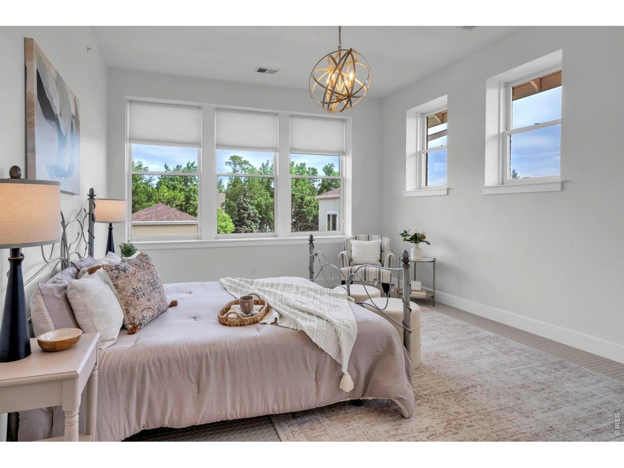 1215 Cedar Ave 301