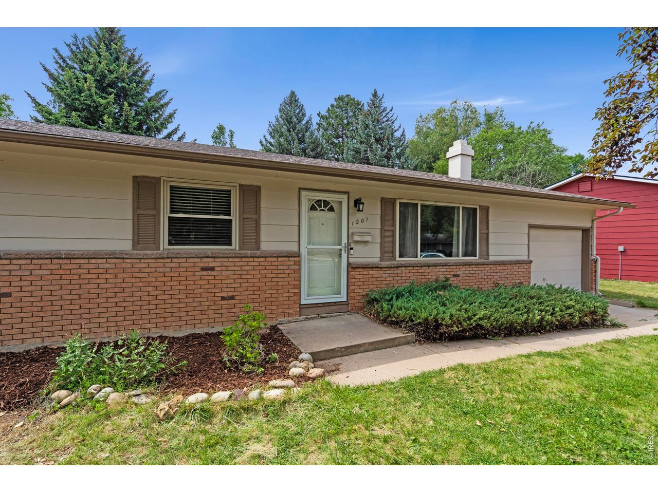 1201 S Bryan Ave