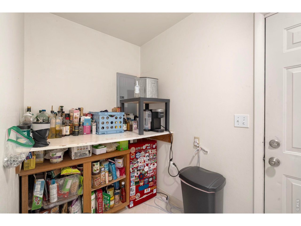 1201 S Bryan Ave