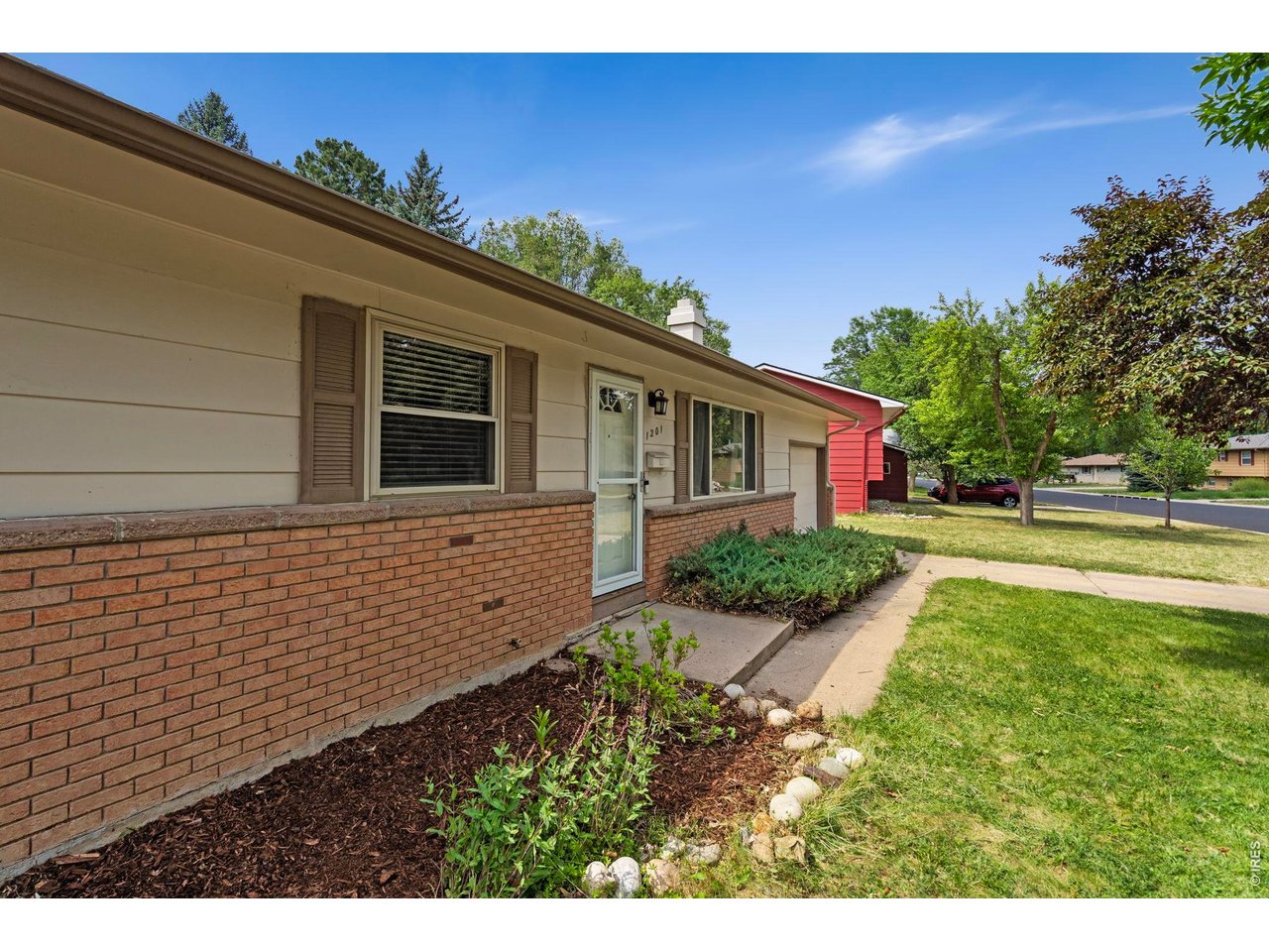 1201 S Bryan Ave