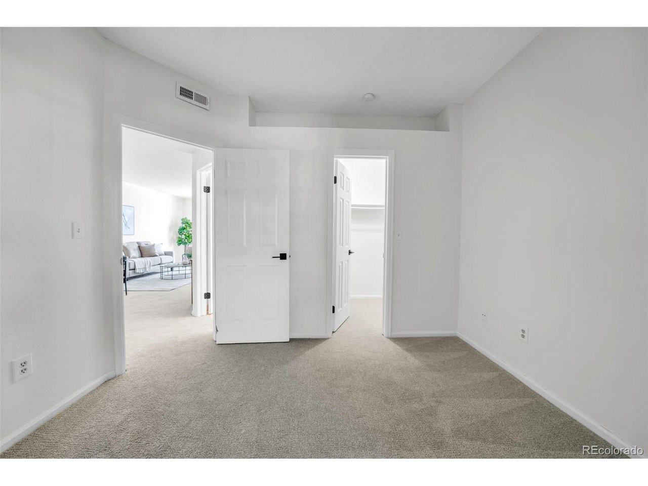 7411 Spy Glass Ct