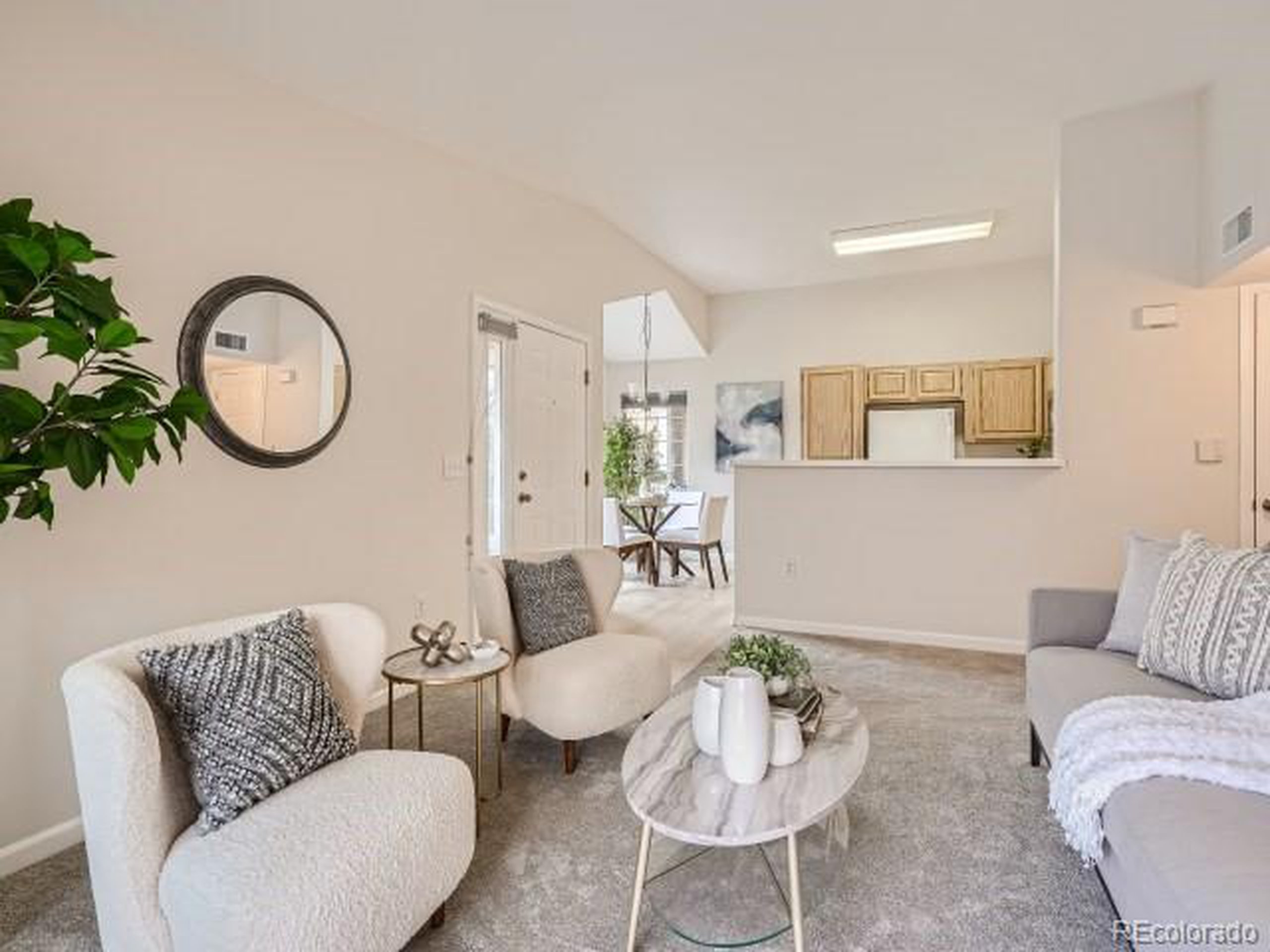 1130 Opal St Unit: 204