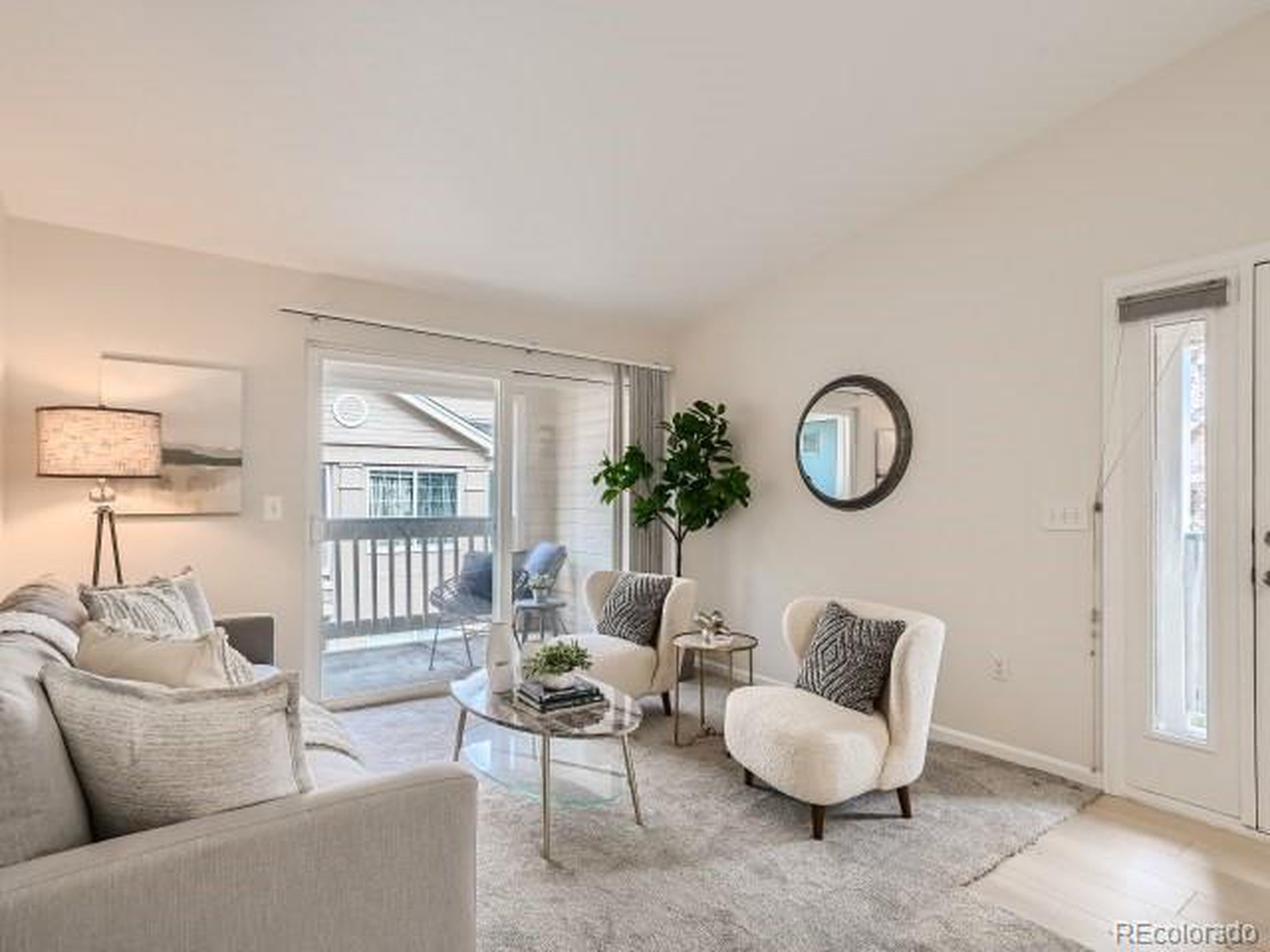 1130 Opal St Unit: 204