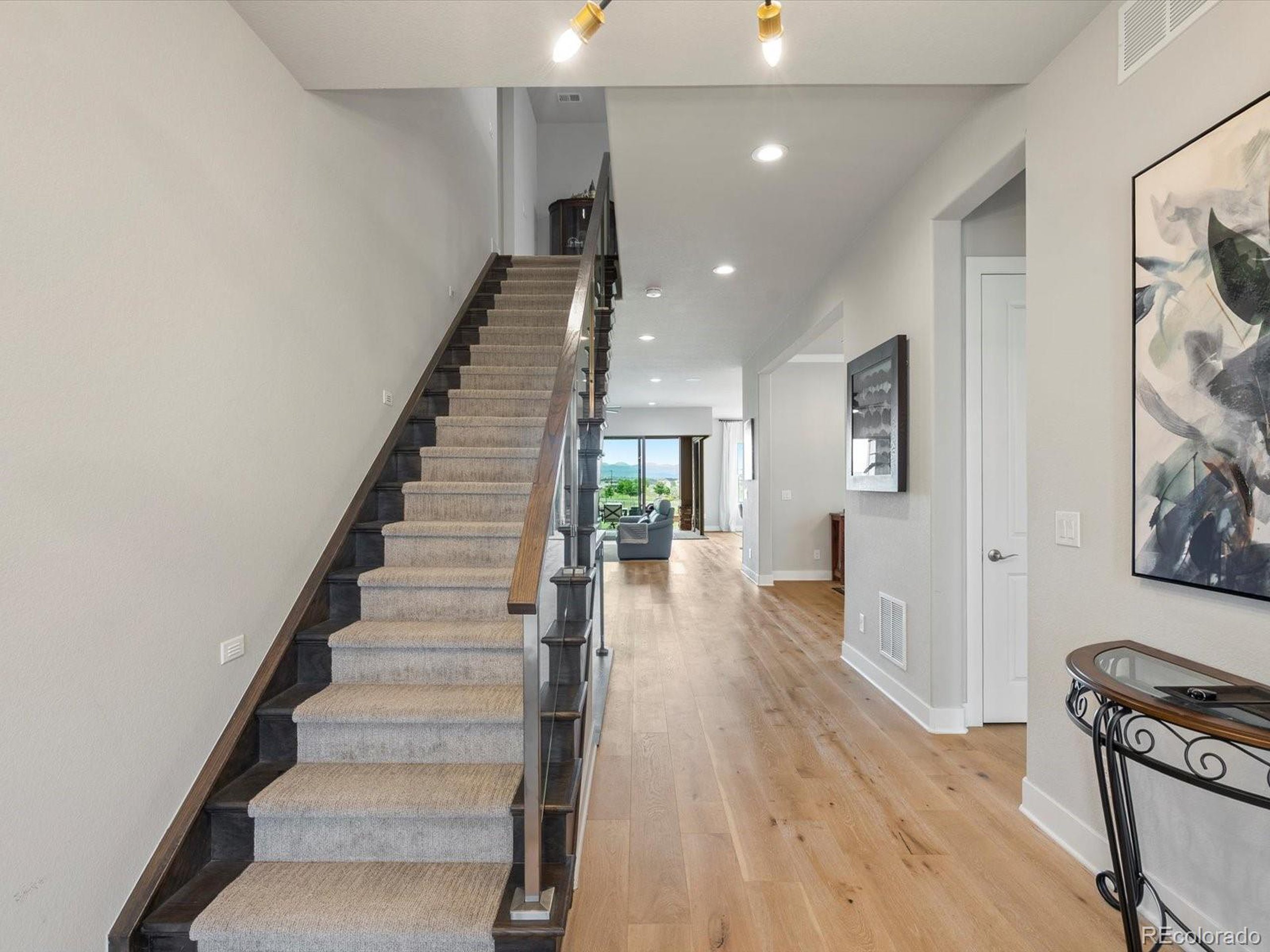 2113 Fountain Cir