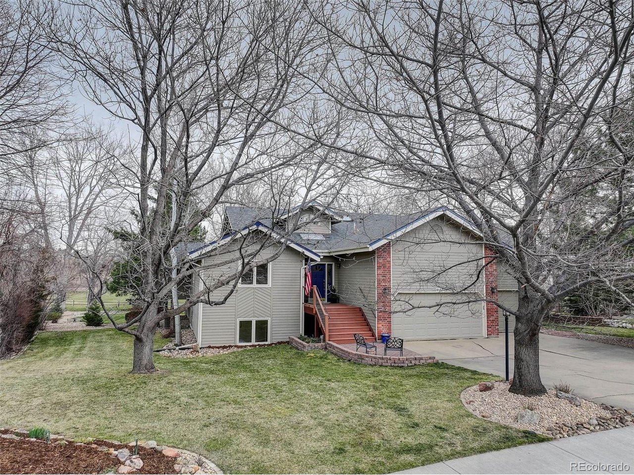 4133 Niblick Dr
