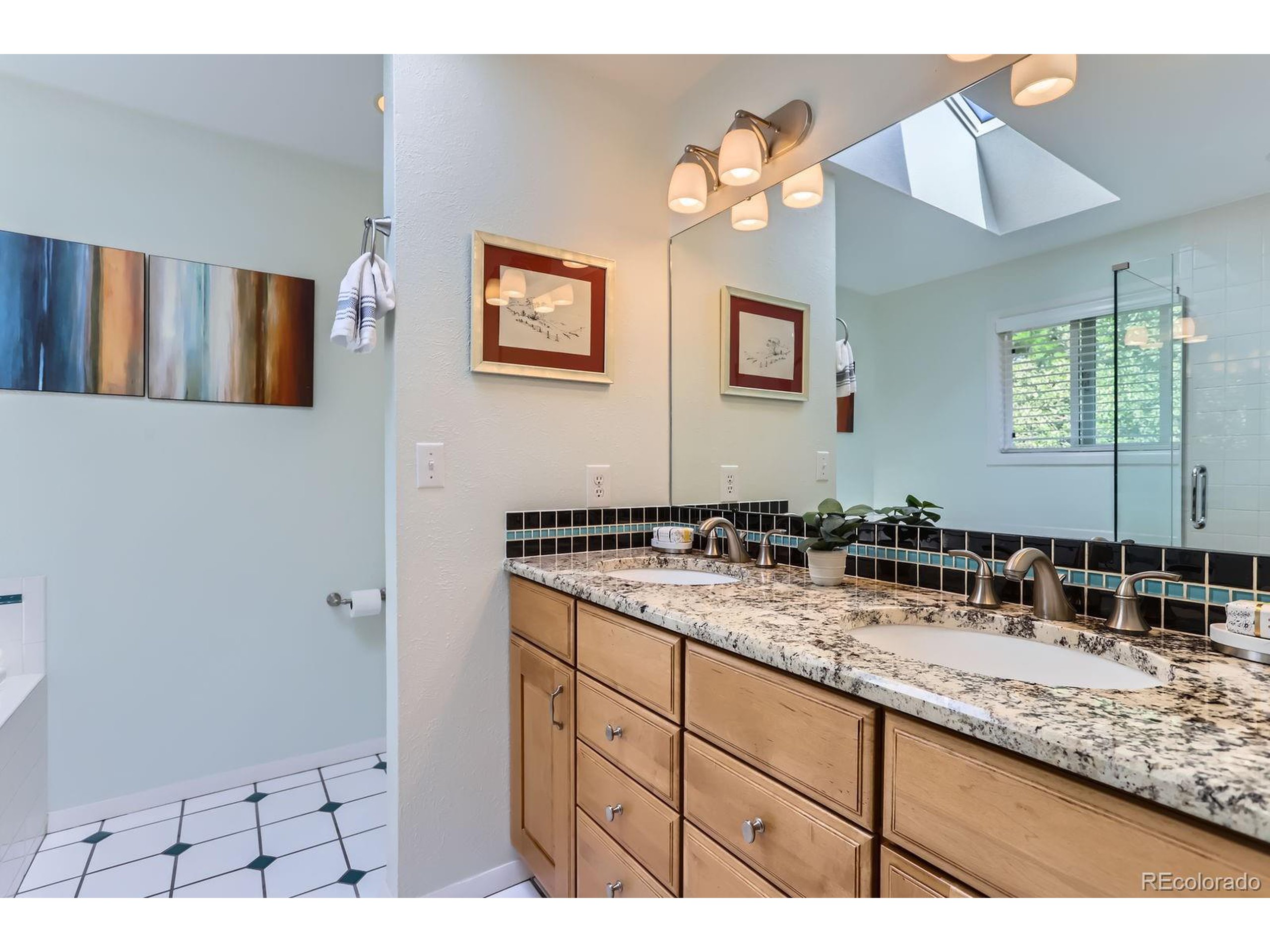 3495 Everett Dr
