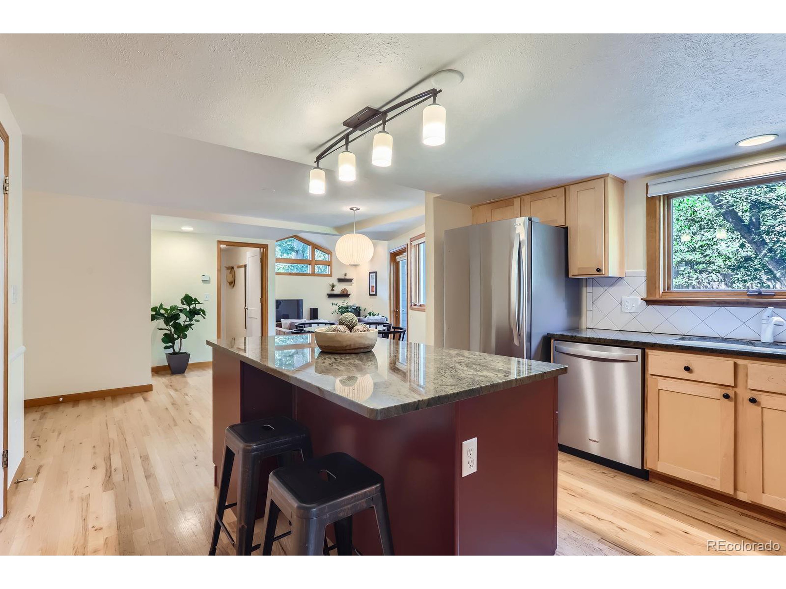 3495 Everett Dr