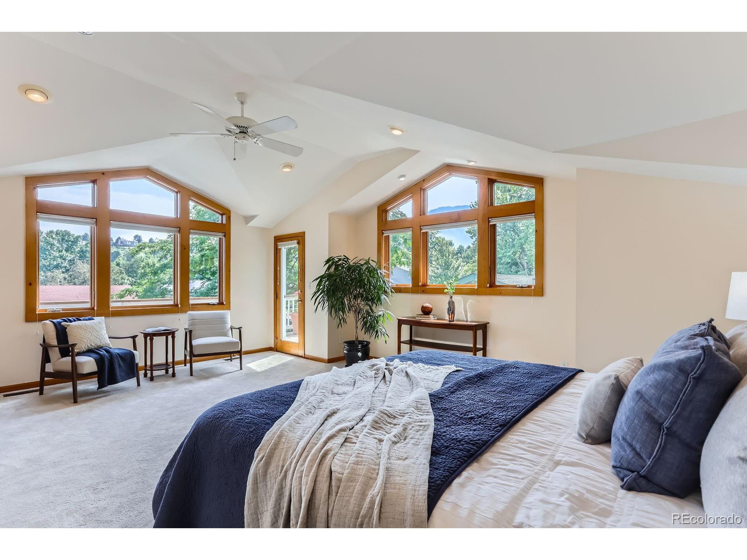 3495 Everett Dr