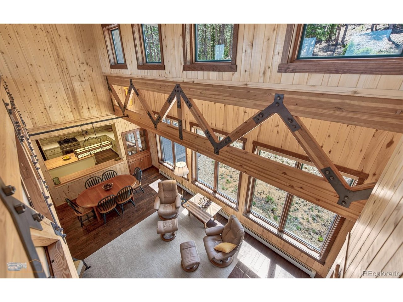 942 Spruce Dr