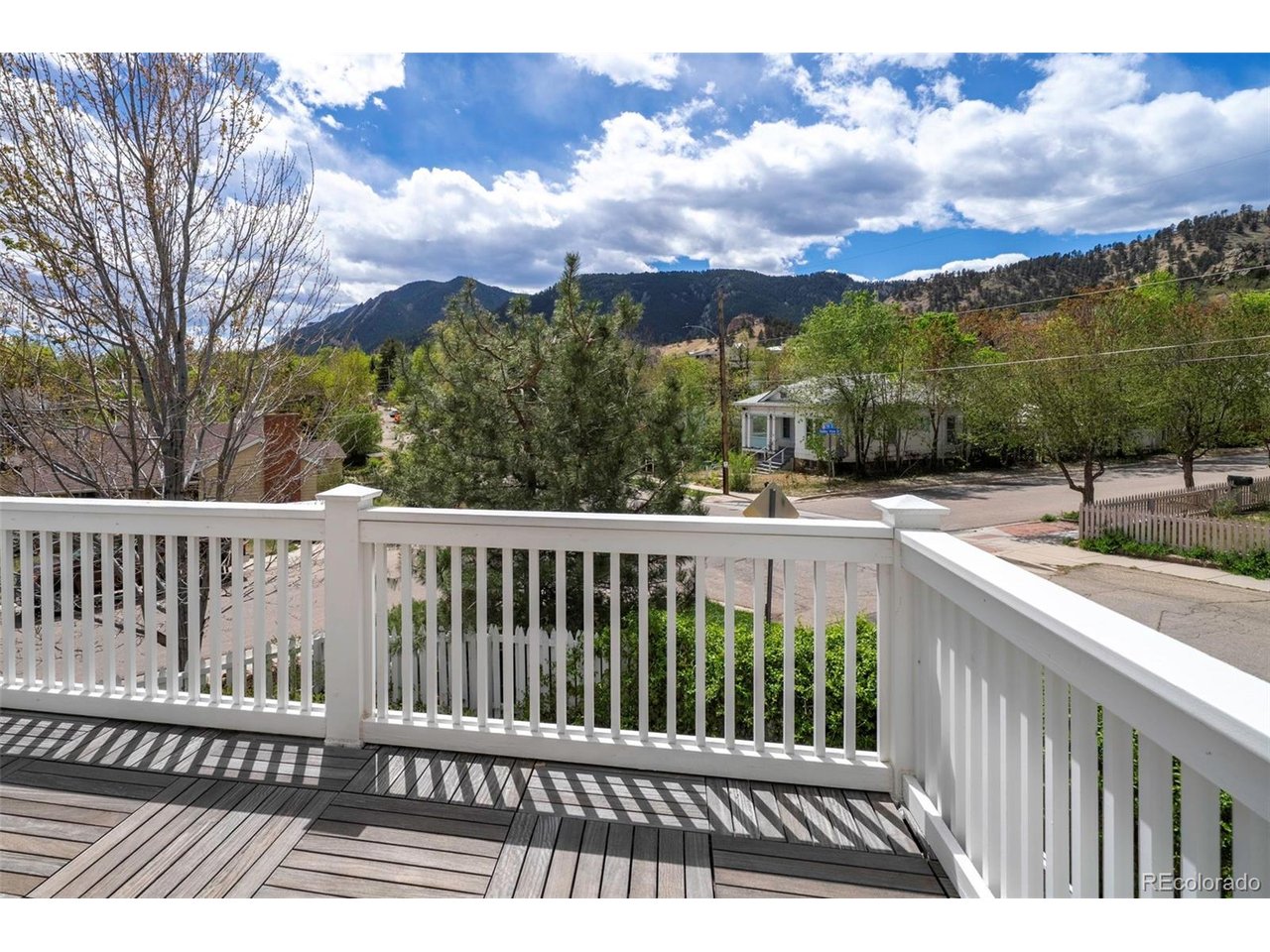 507 Valley View Dr