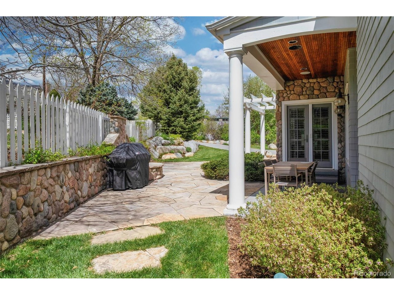 507 Valley View Dr