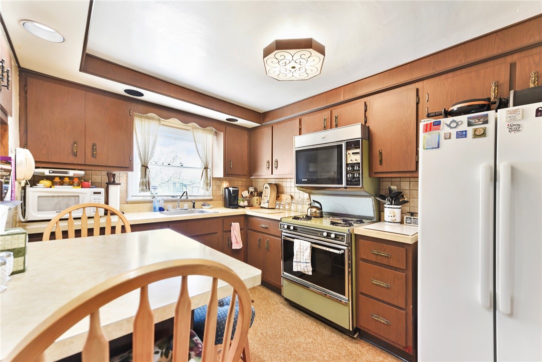 122 Valleyview Drive