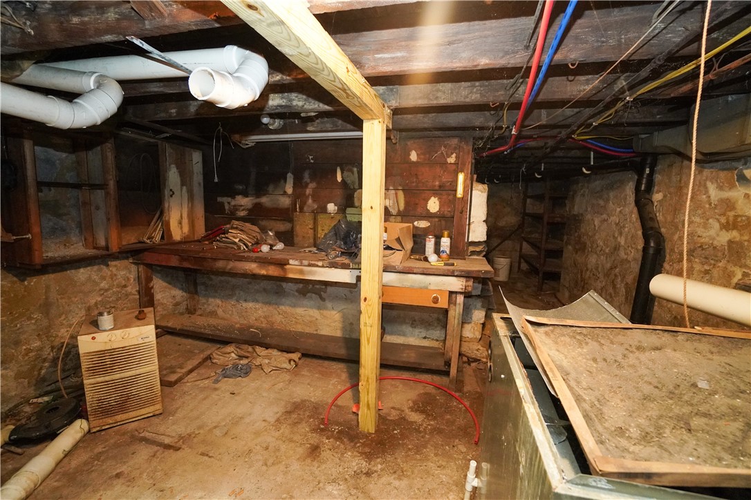 1556 Washington Avenue