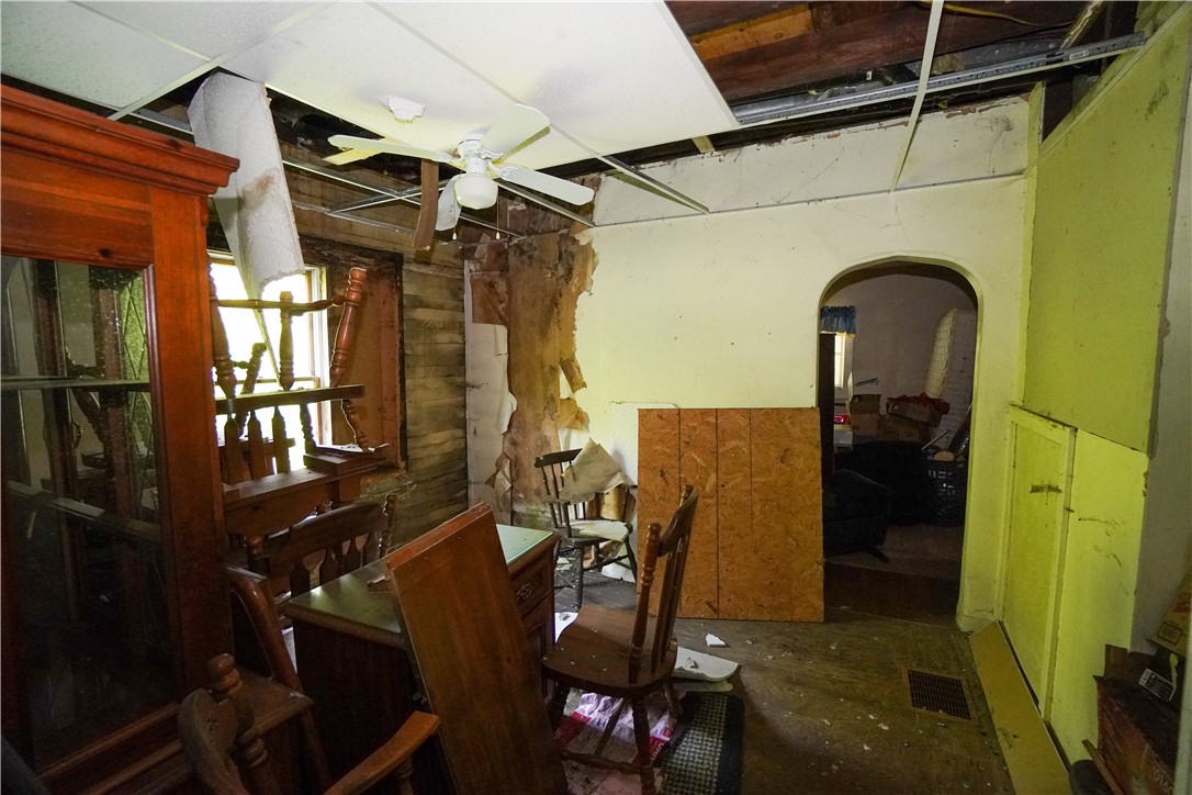 2304 Butler Logan Rd