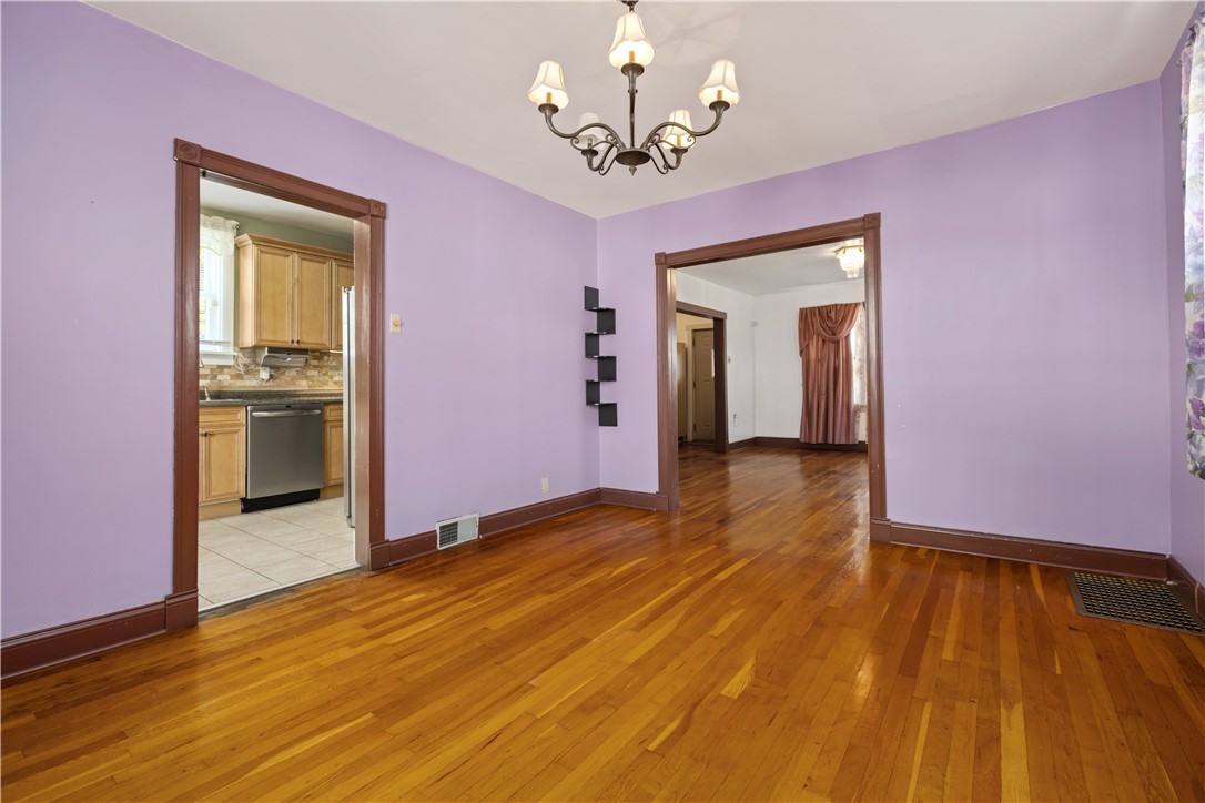 2627 Woodstock Place