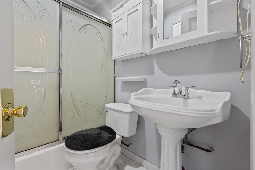 2627 Woodstock Place