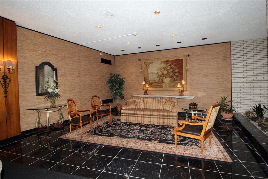 1150 BOWER HILL RD 318A