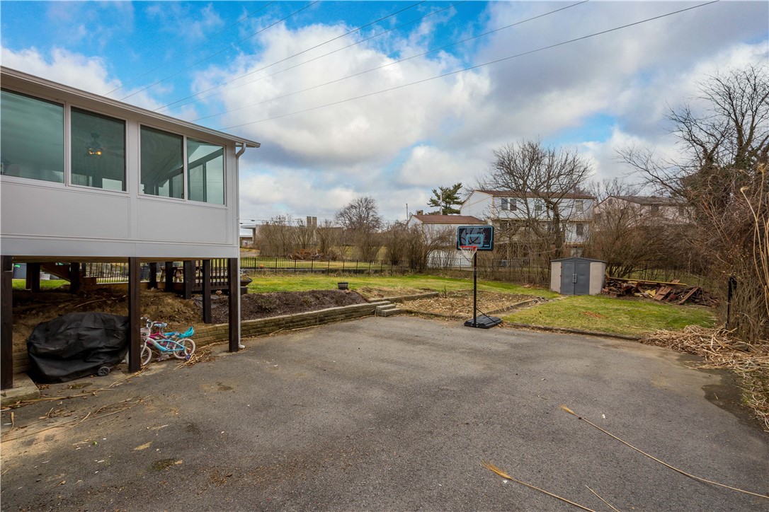 1315 Sylvandell Drive