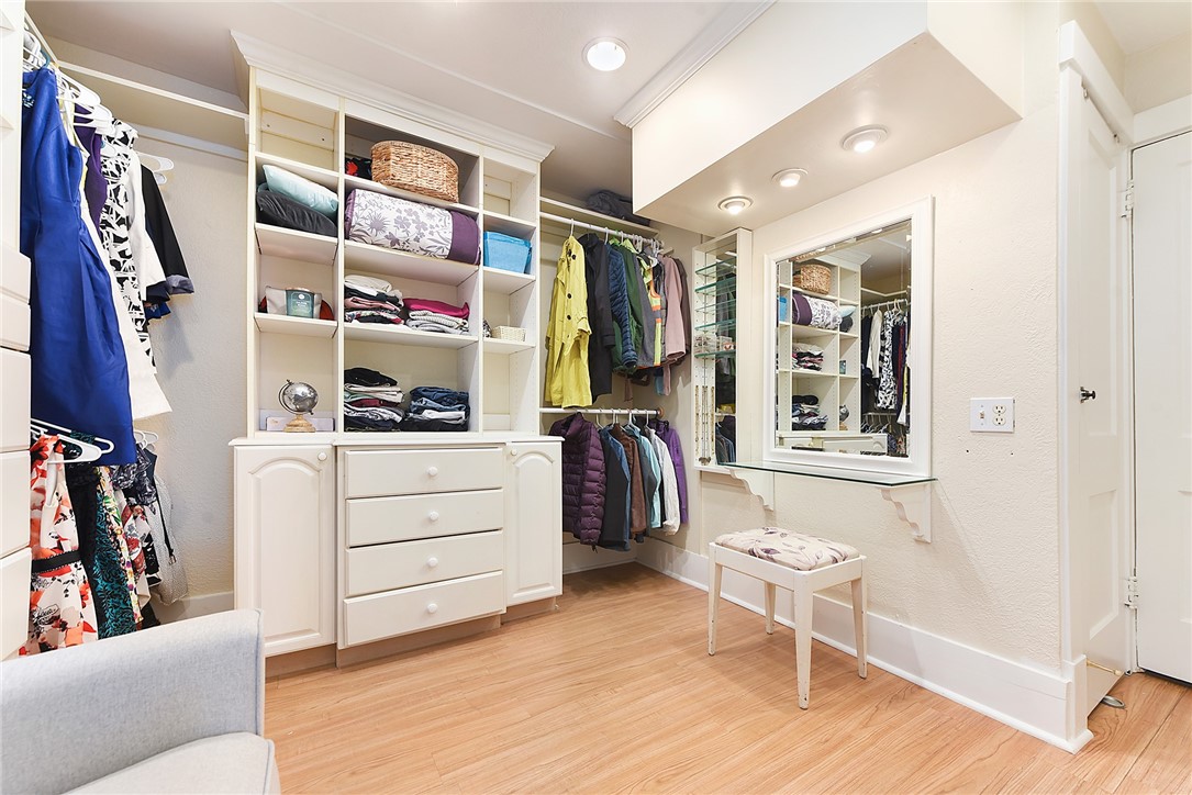 6928 Greenwood Street