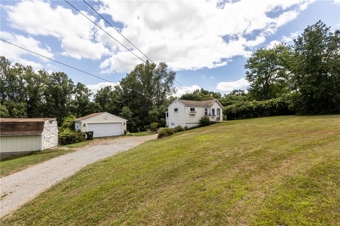 1075 Warrendale Bayne Road