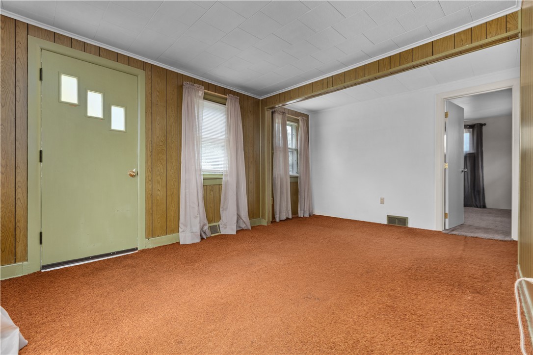 1075 Warrendale Bayne Road