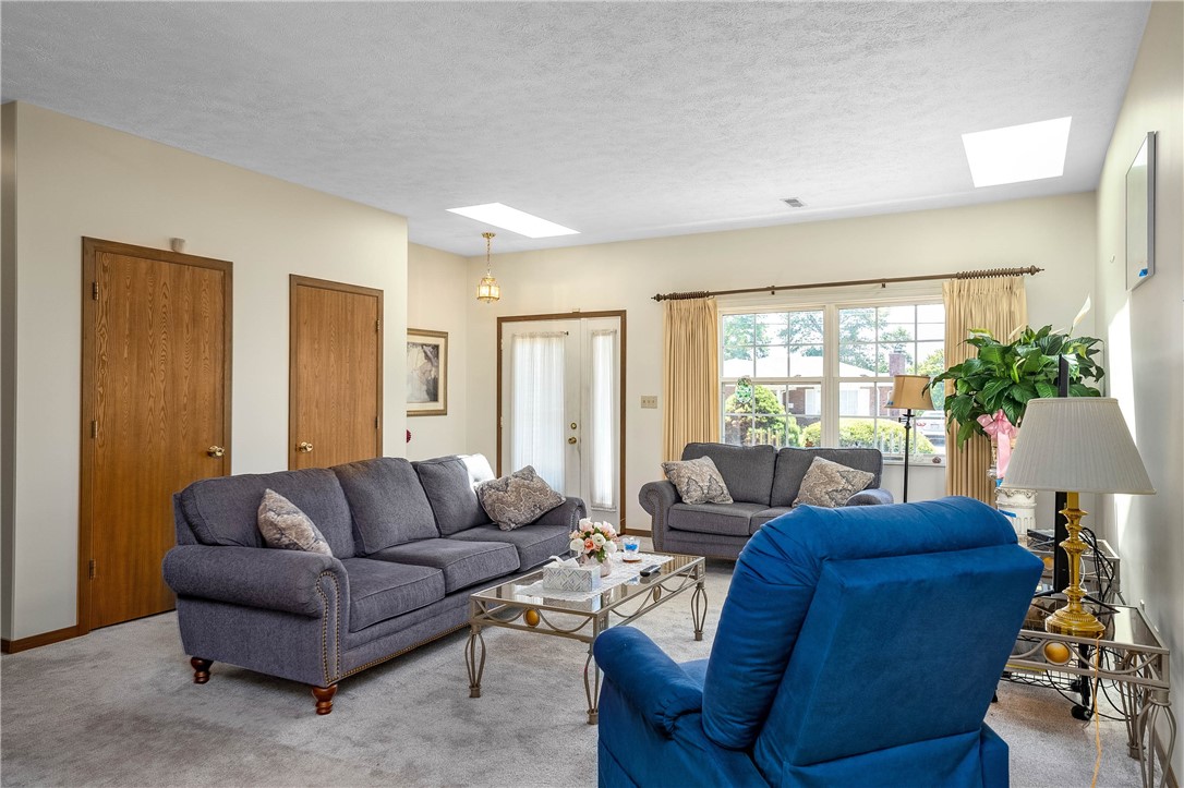 2750 Iowa Drive 22