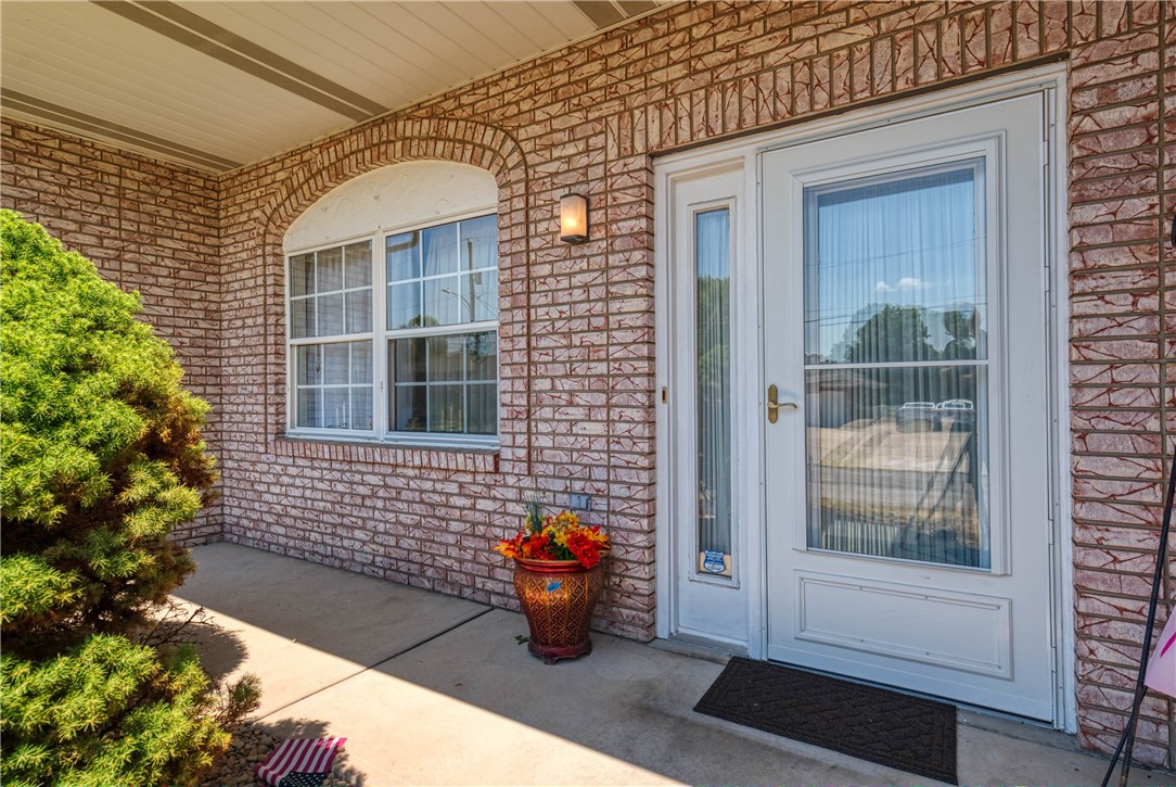 2750 Iowa Drive 22