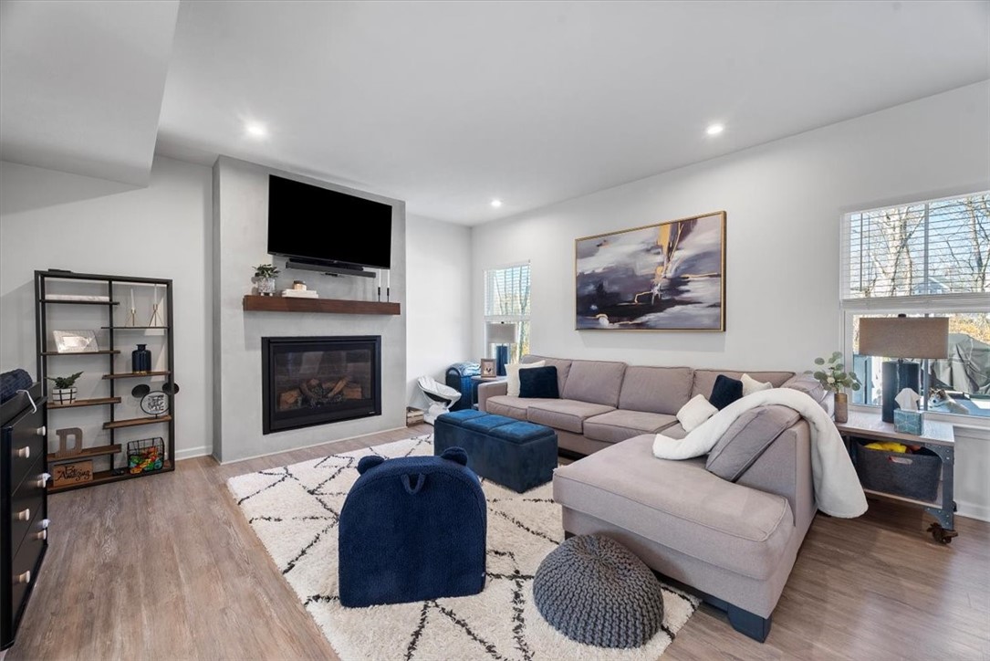1023 Blackhawk Drive
