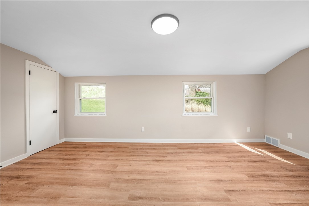 20 Fischer Ave