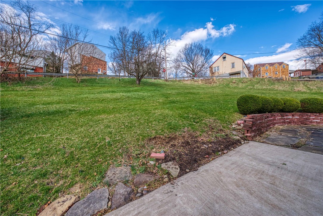 20 Fischer Ave