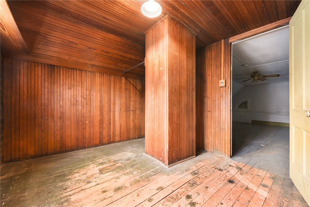 38 1st Avenue