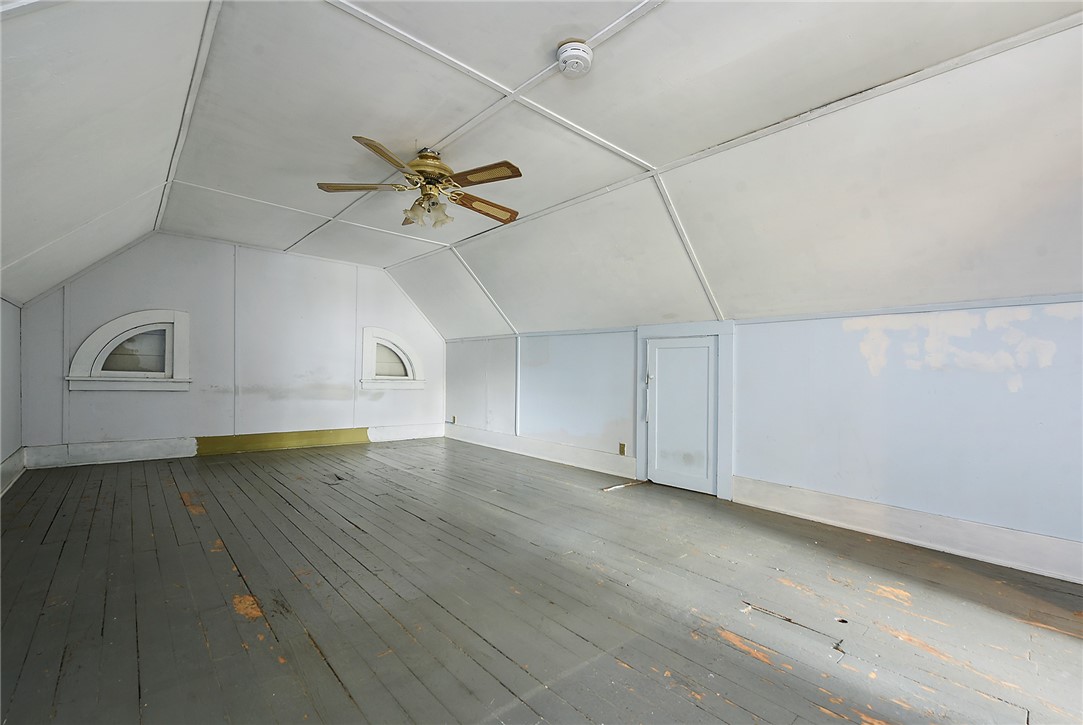 38 1st Avenue