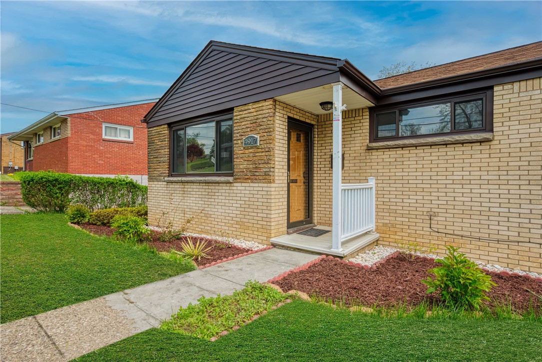 4917 Leona Dr