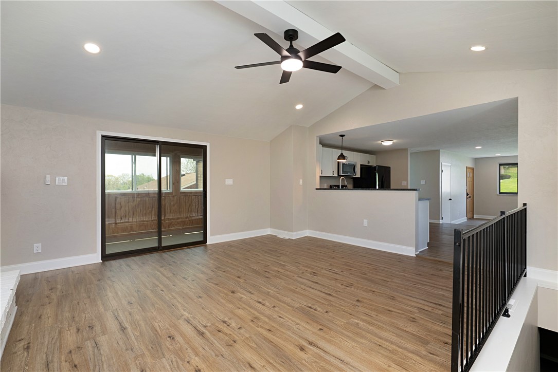 4917 Leona Dr